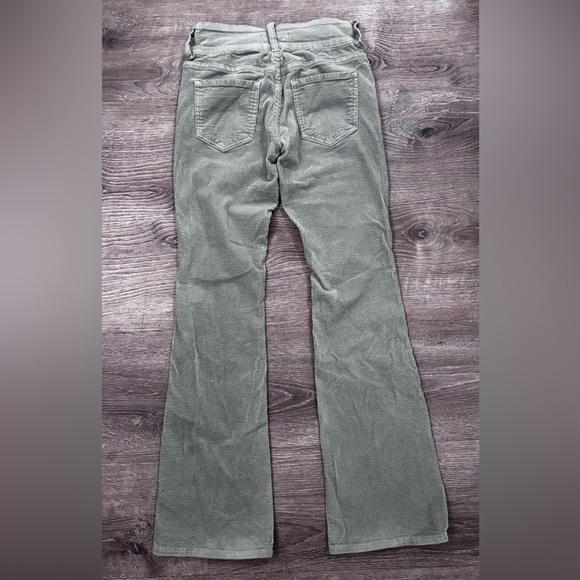 Pacsun Green Corduroy Low Rise
Bootcut Jeans Y2K style - Picture 2 of 7